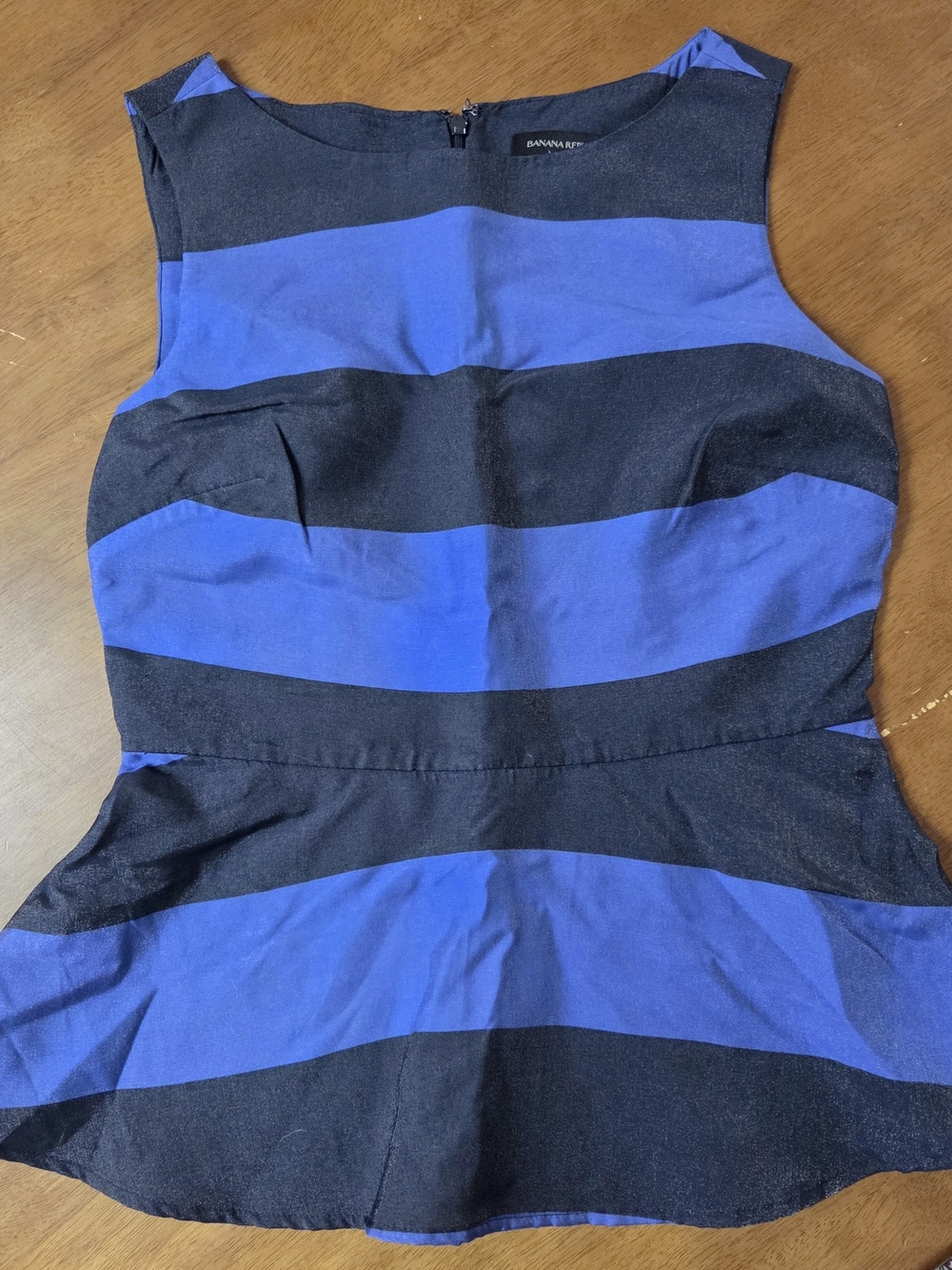 Banana Republic Women's Blue and Black Striped Blouse Size 6